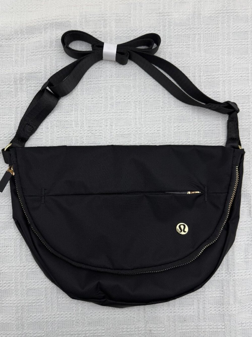 Lululemon Festival Bag 5L • Black/Gold • New